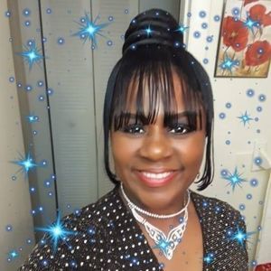 Meet your Posher, Ana